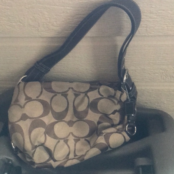 Purses - Picture 5 of 8